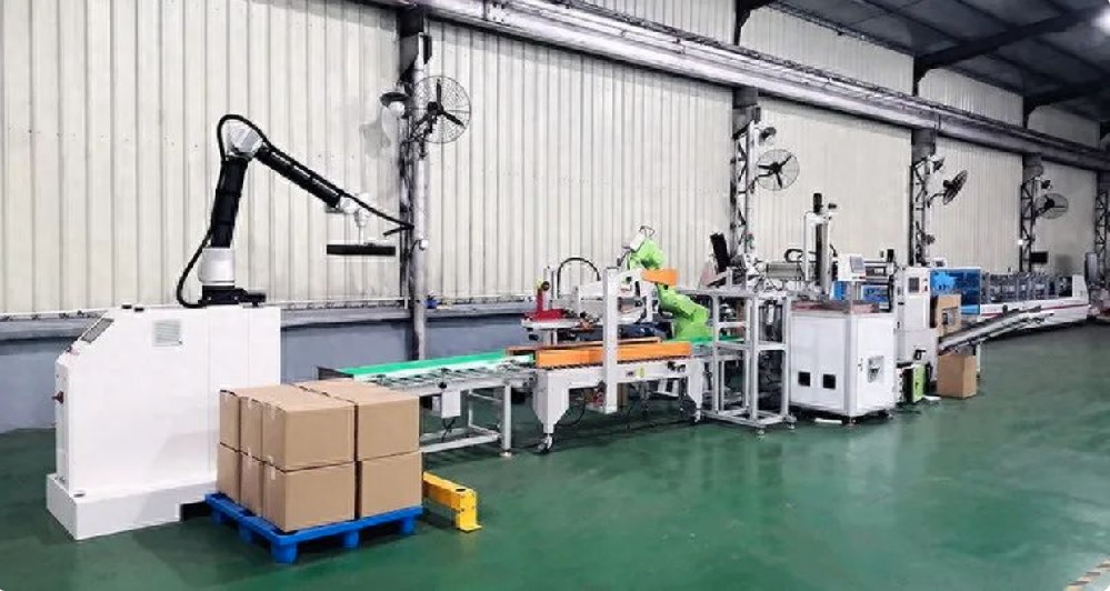自动码垛机器人:高效精准赋能工业生产,开启智能码垛新时代